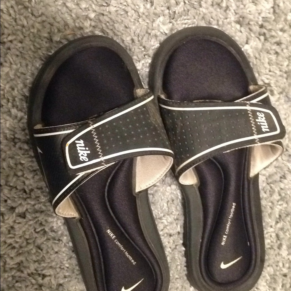 Nike slides